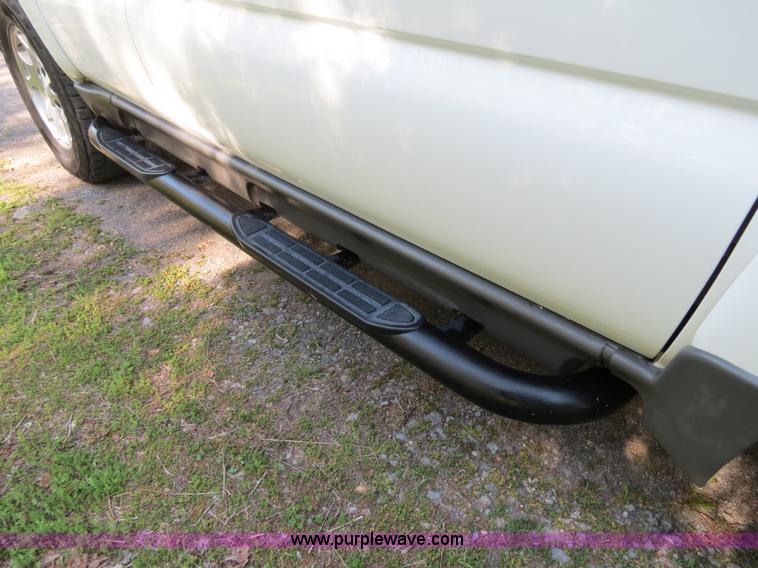 image for item B4752 2003 Chevrolet Tahoe Z71 SUV