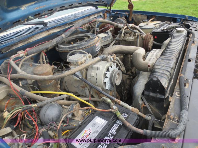 image for item D5824 1984 Ford F250 SuperCab pickup truck