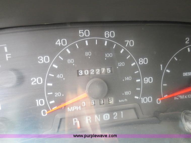 image for item D5828 2001 Ford F250 Super Duty Crew Cab pickup truck