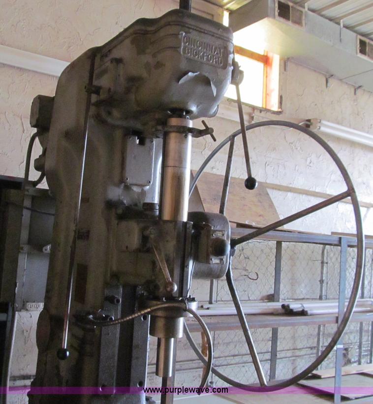 image for item D7319 Cincinnati 24" drill