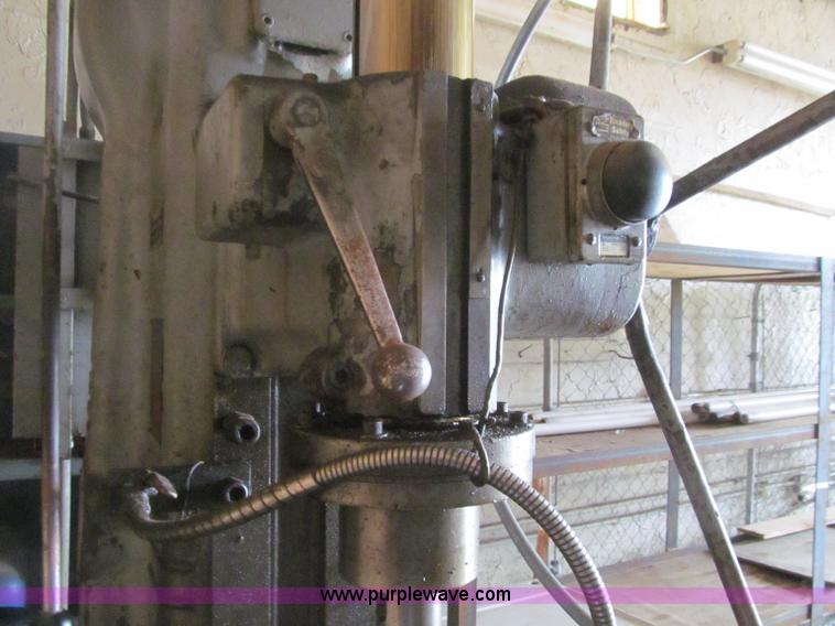 image for item D7319 Cincinnati 24" drill