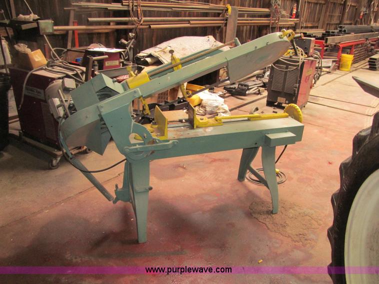 image for item D7325 Wells 8M metal band saw