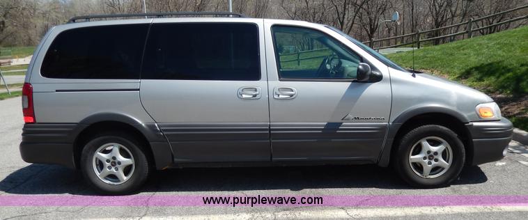 image for item D8057 2004 Pontiac Montana minivan
