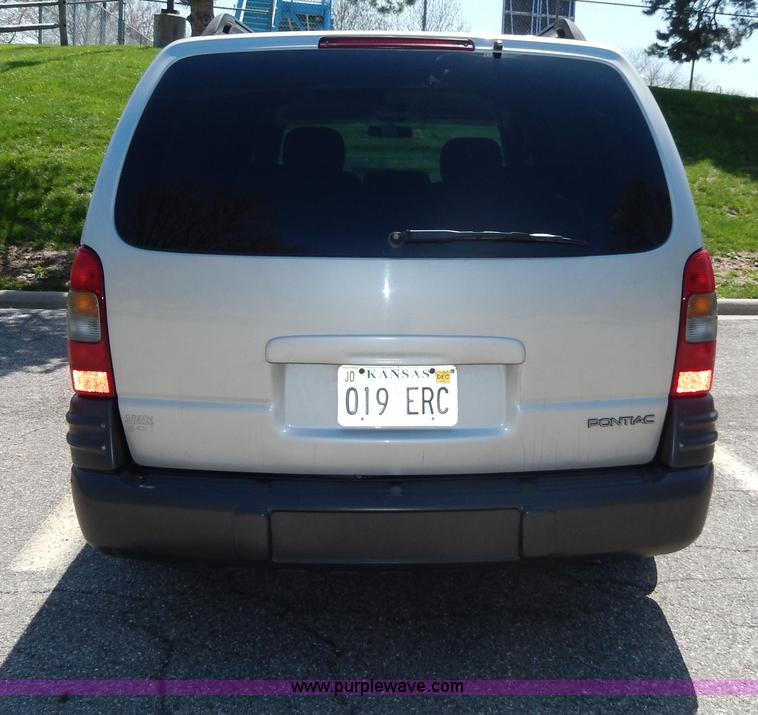 image for item D8057 2004 Pontiac Montana minivan