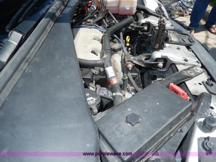 image for item D8057 2004 Pontiac Montana minivan