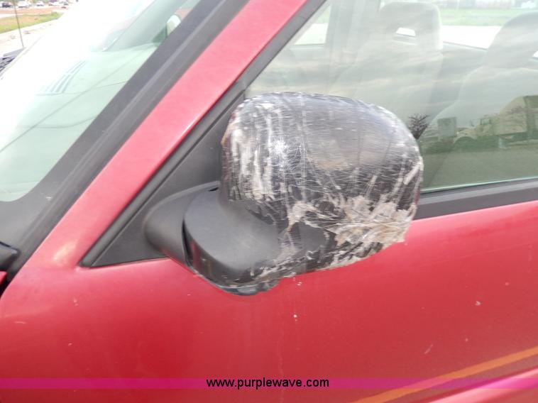 image for item D8072 1995 Chevrolet S10 pickup truck