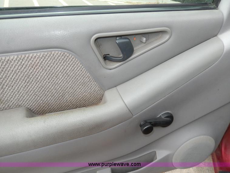 image for item D8072 1995 Chevrolet S10 pickup truck