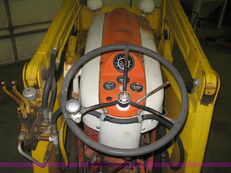 image for item E3396 1958 Ford 851 Power Master tractor