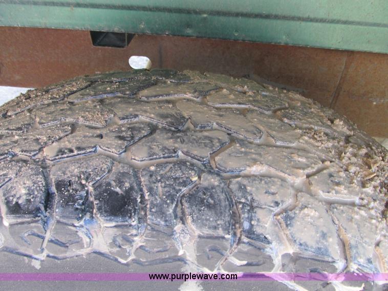 image for item F4415 1999 Chevrolet Silverado 1500 pickup truck