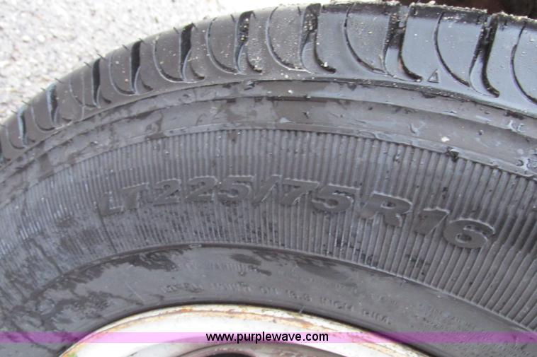 image for item F4824 1990 Ford Econoline E350 box truck