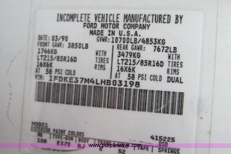 image for item F4824 1990 Ford Econoline E350 box truck