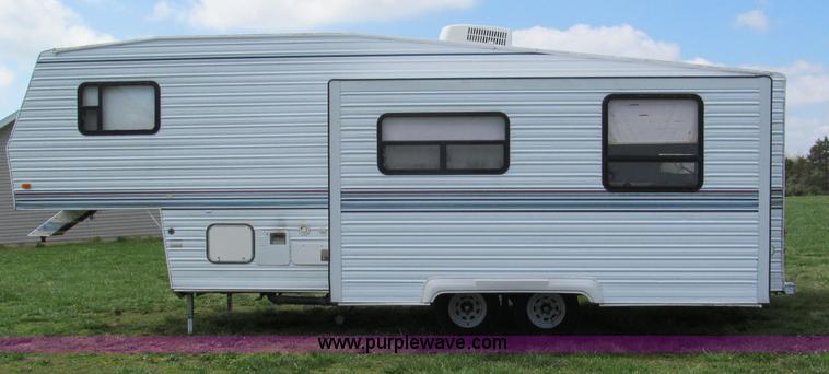 image for item F5014 1995 Kit Sportsmaster 278F camper