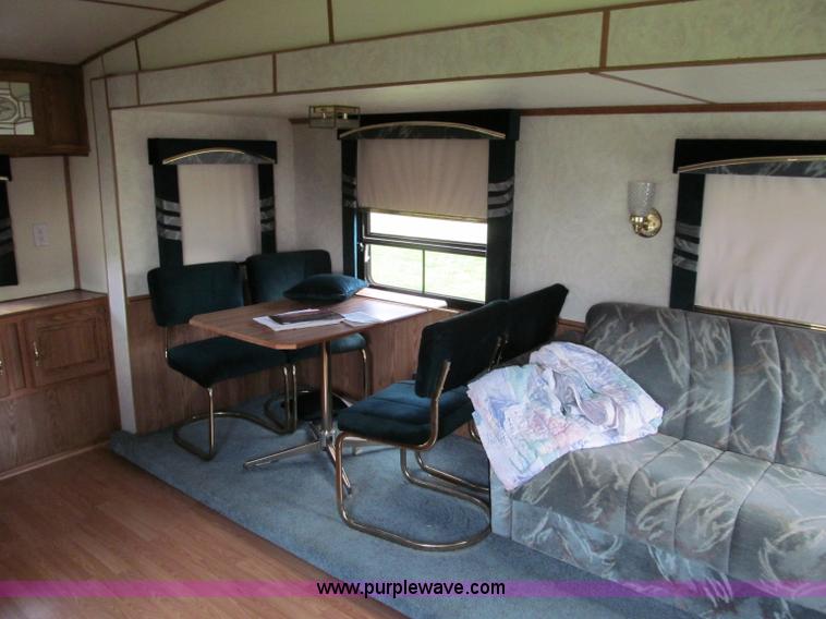 image for item F5014 1995 Kit Sportsmaster 278F camper