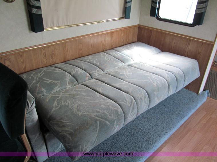 image for item F5014 1995 Kit Sportsmaster 278F camper