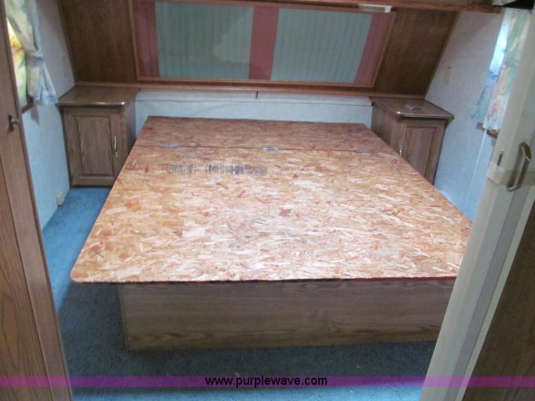 image for item F5014 1995 Kit Sportsmaster 278F camper