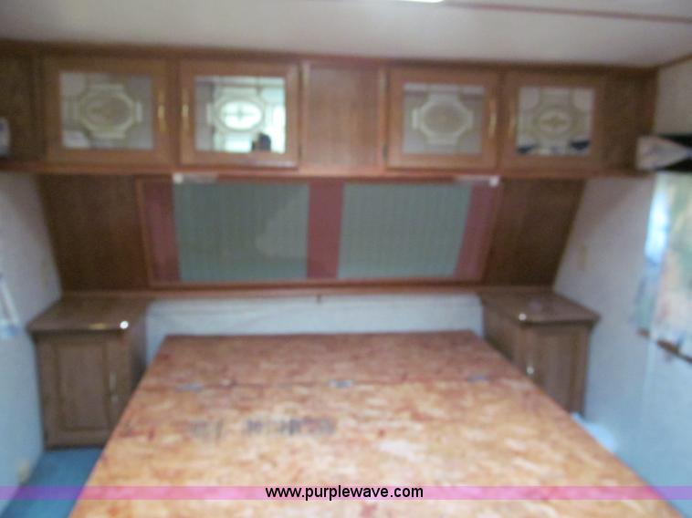 image for item F5014 1995 Kit Sportsmaster 278F camper