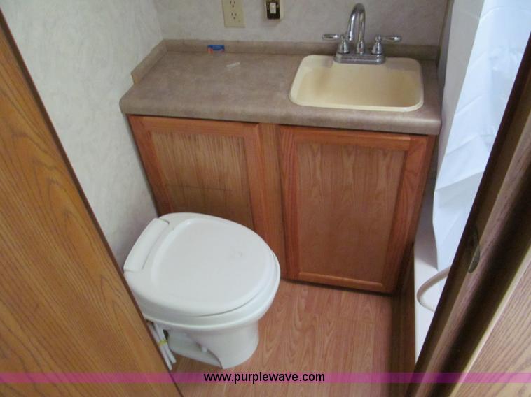 image for item F5014 1995 Kit Sportsmaster 278F camper