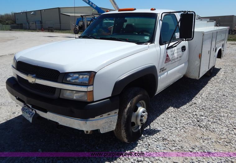 image for item G3103 2003 Chevrolet Silverado 3500 service truck