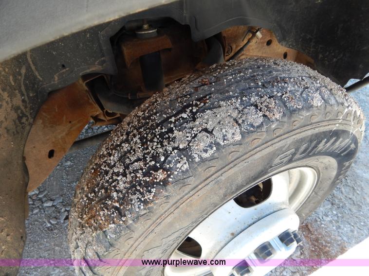 image for item G3103 2003 Chevrolet Silverado 3500 service truck