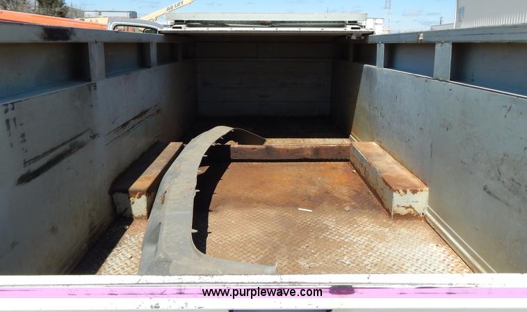 image for item G3103 2003 Chevrolet Silverado 3500 service truck