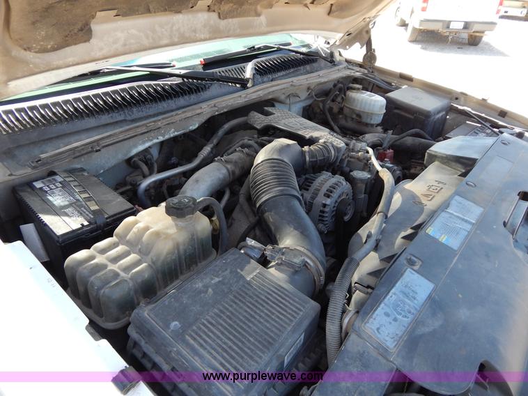 image for item G3103 2003 Chevrolet Silverado 3500 service truck