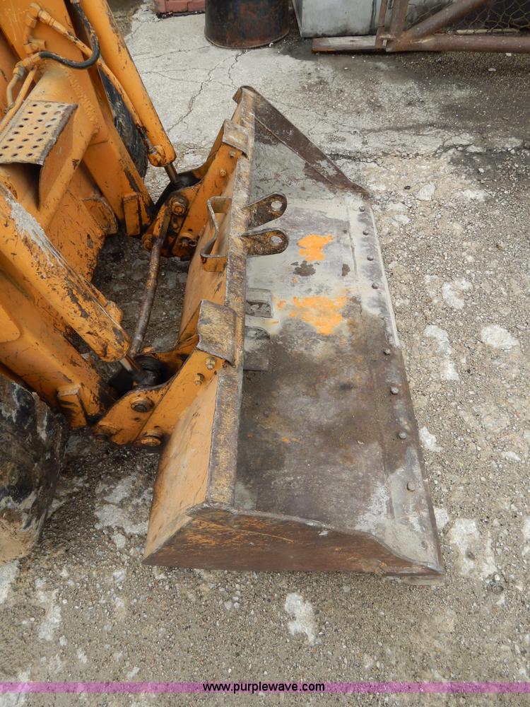 image for item G3123 1987 Case 1835C skid steer