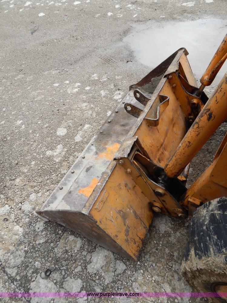 image for item G3123 1987 Case 1835C skid steer