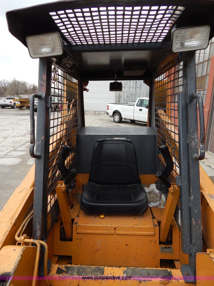 image for item G3123 1987 Case 1835C skid steer