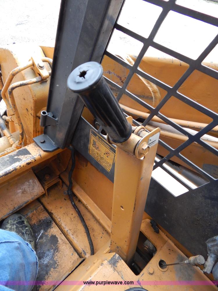 image for item G3123 1987 Case 1835C skid steer