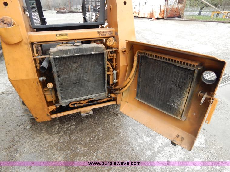image for item G3123 1987 Case 1835C skid steer