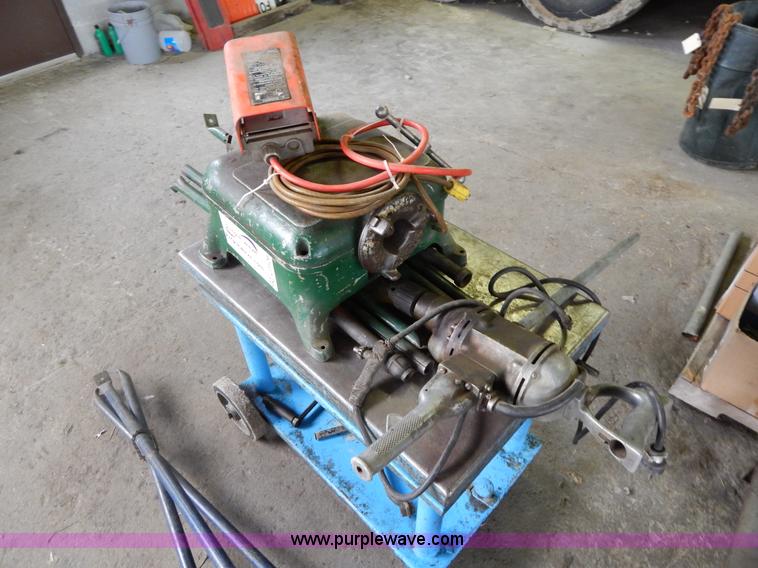 image for item G3129 Ridgid 400 pipe threader