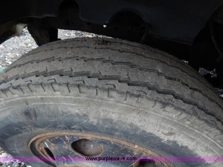 image for item G3133 1979 Ford F600 dump truck