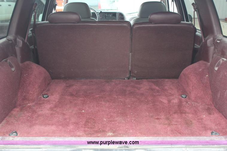 image for item G5347 1996 Chevrolet Tahoe SUV