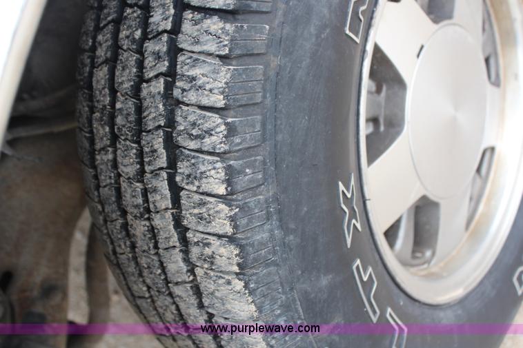 image for item G5347 1996 Chevrolet Tahoe SUV