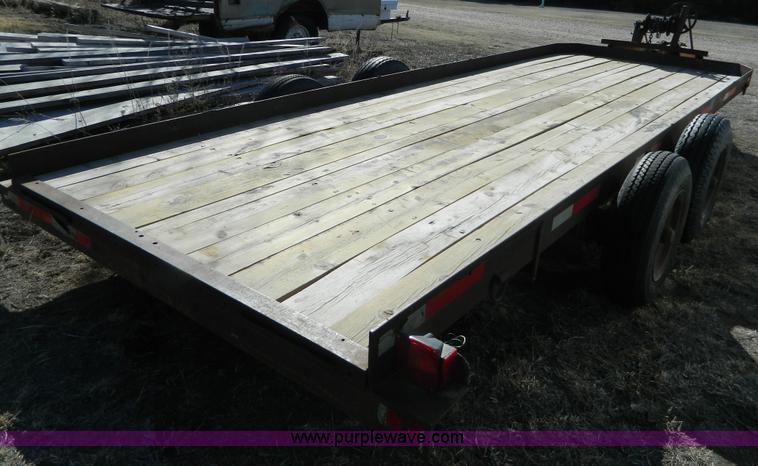 image for item G7793 1975 shop built trailer