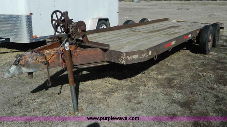 image for item G7793 1975 shop built trailer