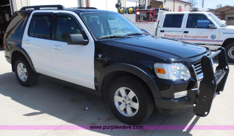 image for item H3235 2007 Ford Explorer XLT SUV