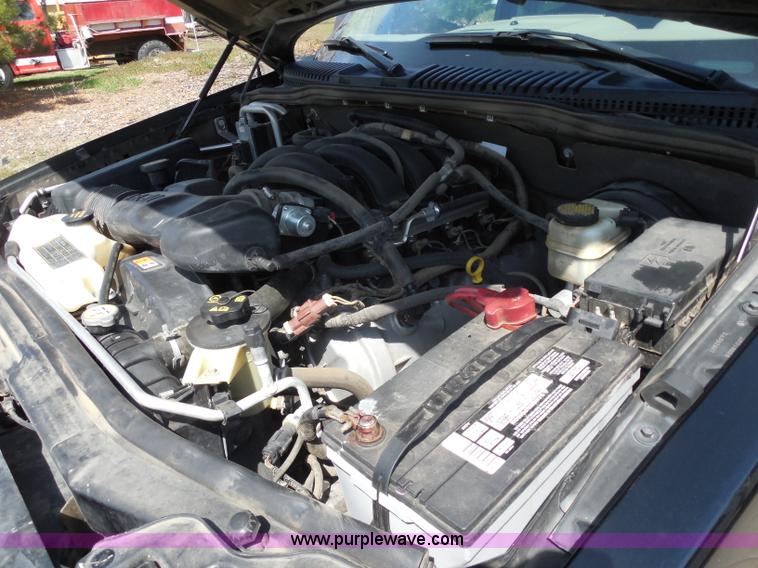 image for item H3235 2007 Ford Explorer XLT SUV