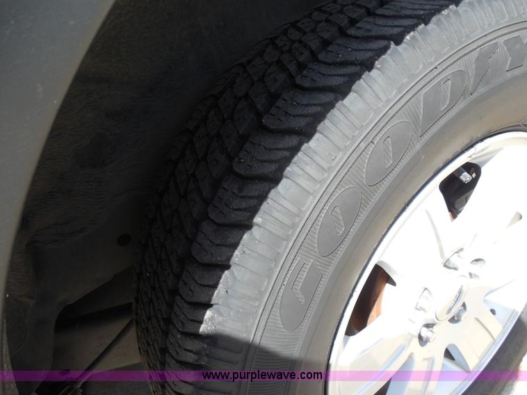 image for item H3235 2007 Ford Explorer XLT SUV