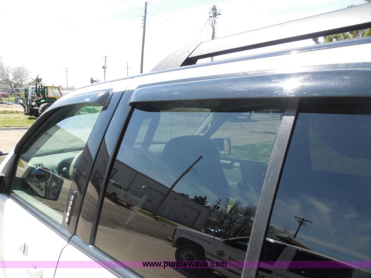 image for item H3235 2007 Ford Explorer XLT SUV