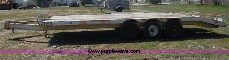 image for item H3243 1982 JFW 20' triple axle flatbed trailer
