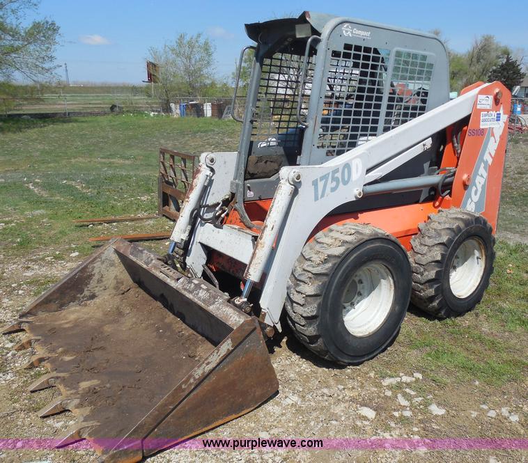 image for item H3244 1999 Scattrak 1750D skid steer
