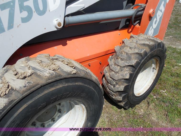 image for item H3244 1999 Scattrak 1750D skid steer