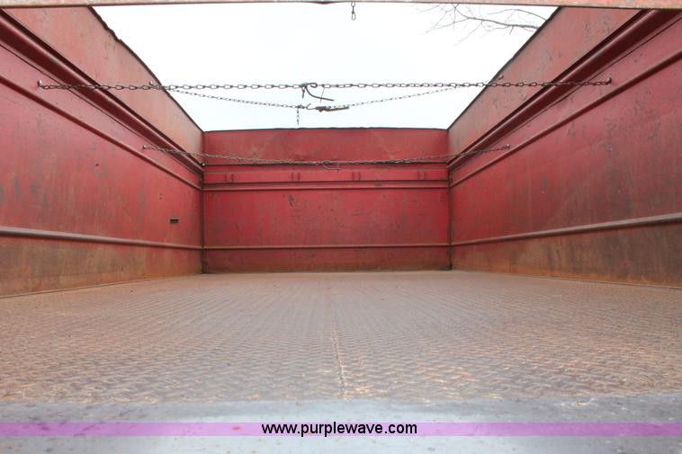 image for item H3654 1973 Chevrolet C60 grain truck