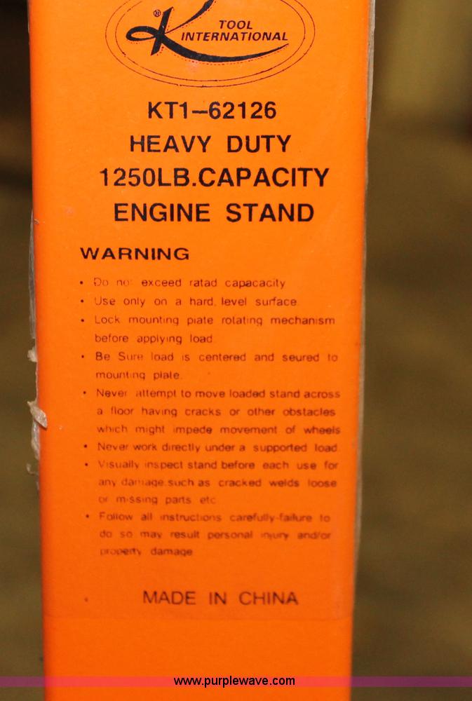 image for item H3666 Engine hoist