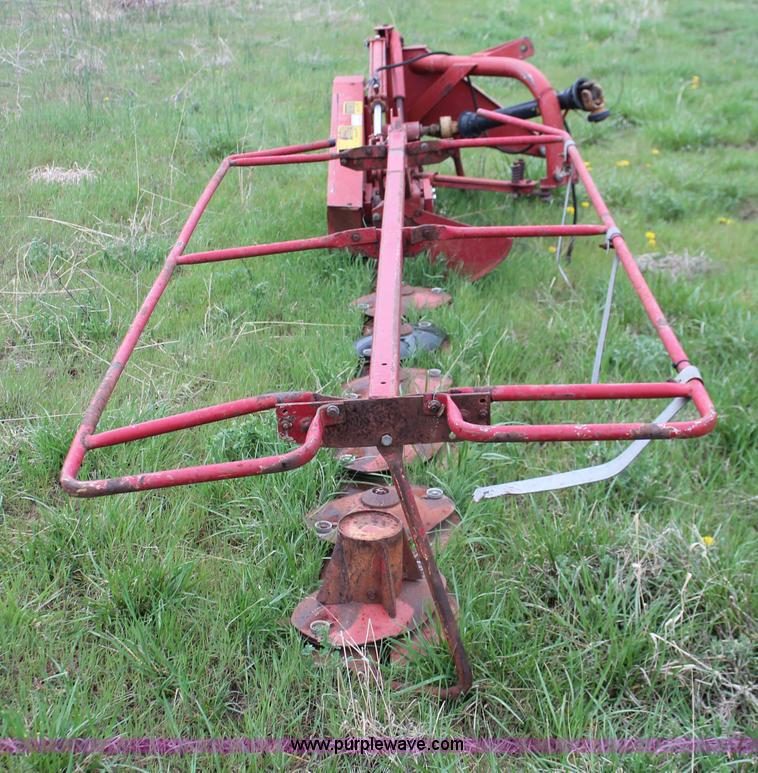 image for item H3672 Case IH 3206 7' disc mower