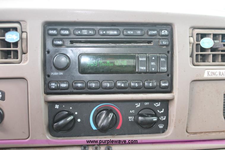 image for item H3675 2004 Ford F250 King Ranch Crew Cab pickup truck