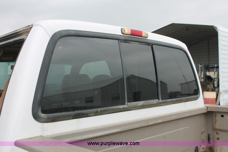 image for item H3675 2004 Ford F250 King Ranch Crew Cab pickup truck