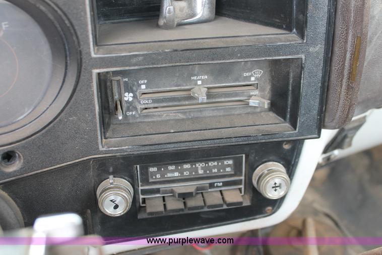 image for item H3692 1981 Chevrolet C30 Custom Deluxe cab and chassis