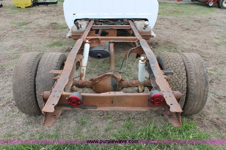 image for item H3692 1981 Chevrolet C30 Custom Deluxe cab and chassis